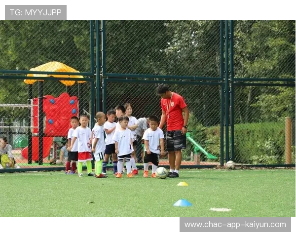足球俱乐部推出线上训练视频课程，足球俱乐部推出线上训练视频课程是真的吗